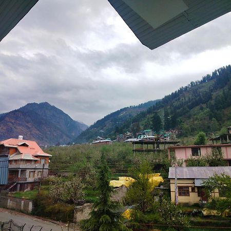 Hotel Sakura Palace Manāli Buitenkant foto